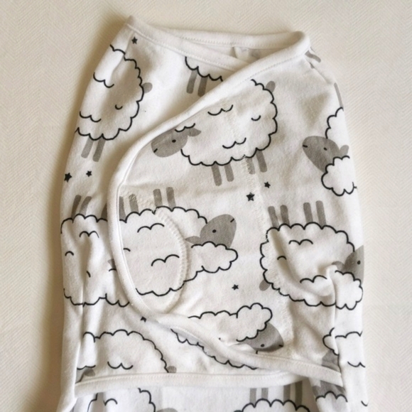 simple joys by carter's neutral sheep velcro swaddle blanket sleepsack 0-3 month - Picture 2 of 8